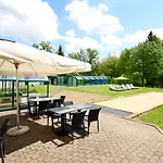 Hotel Val De L'our