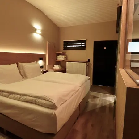 Hotel Val De L'our