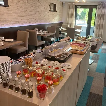 Val De L'our 4* Бург-Ройланд