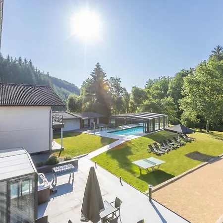 Val De L'our 4* Бург-Ройланд