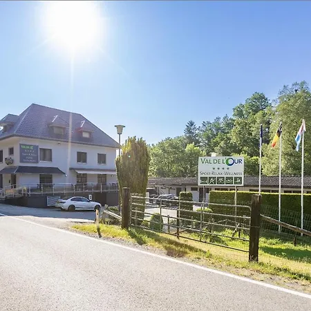 Val De L'our Hotel