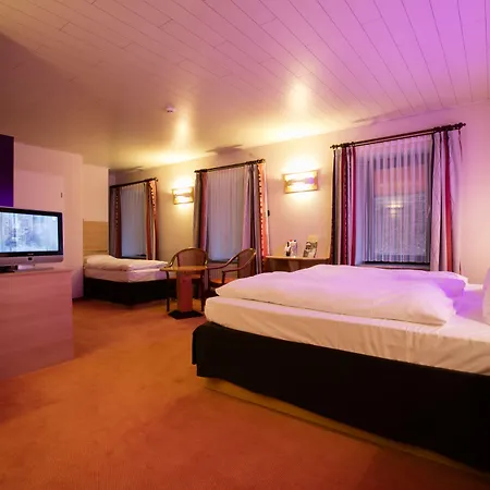 Отель Val De L'our 4*