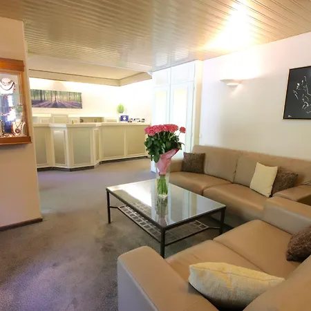 Отель Val De L'our 4*