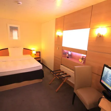 Hotel Val De L'our